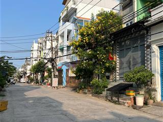 Nhà mặt tiền 3 tầng xe tải thông 10m, gần an dương vương, võ văn kiệt, bình tân, 4x17m chỉ 6.7 tỷ