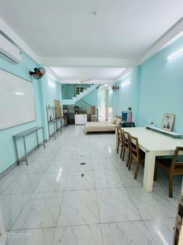 Nhà mặt tiền 3 tầng xe tải thông 10m, gần an dương vương, võ văn kiệt, bình tân, 4x17m chỉ 6.7 tỷ