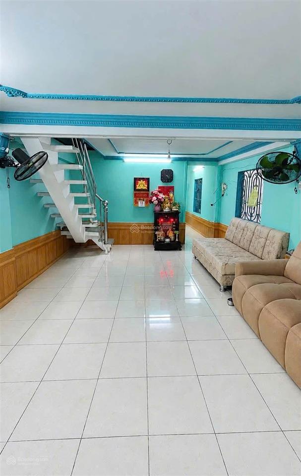 Bán nhà 2 tầng 5x18m giao lộ võ văn kiệt  an dương vương, hẻm xe hơi 7m  hot 6,3 tỷ