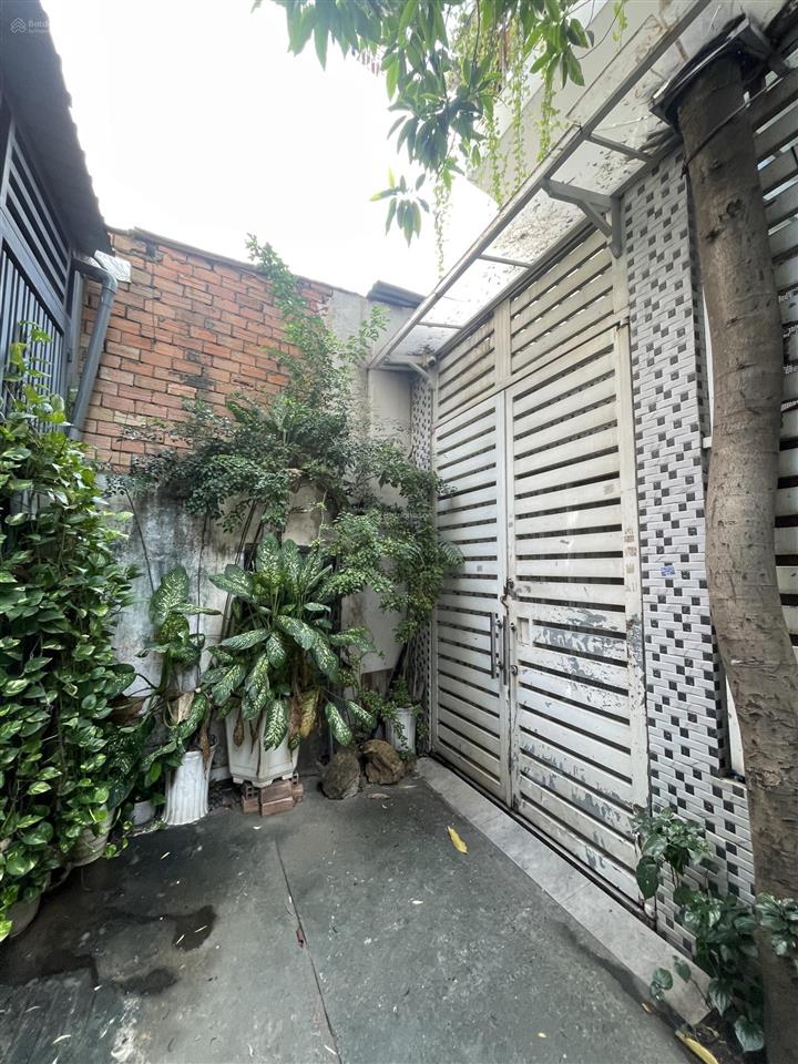 Bán nhà riêng 3pn, 4wc, 70m2, hẻm 120 trường chinh, 8 tỷ vnd