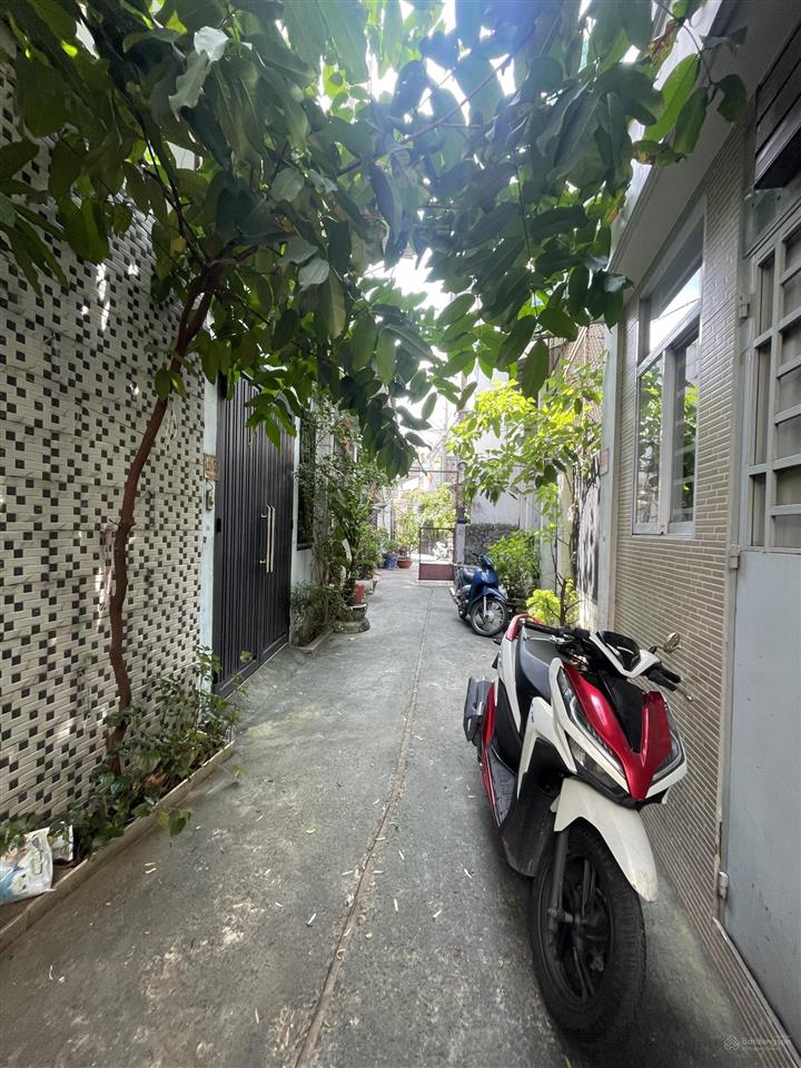 Bán nhà riêng 3pn, 4wc, 70m2, hẻm 120 trường chinh, 8 tỷ vnd