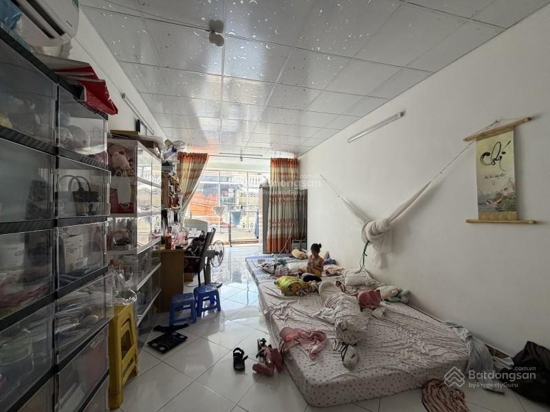 Xe tải tới nhà  4 căn ra mặt tiền  vị trí cực kỳ đắc địa  khuôn đất 50m2  nhỉnh 7 tỷ