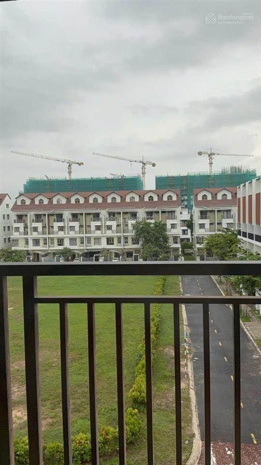 Cần bán căn góc mặt tiền đường võ nguyên giáp  hợp đồng thuê 35tr  sổ hồng sẵn  đã hoàn thiện