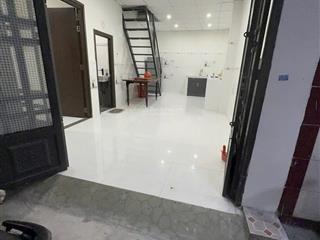 Nhà nc  đỗ tấn phong  4x10m nở hậu l  trệt lầu  3pn 2wc  13 triệu tl  gọi hằng 0906 656 ***