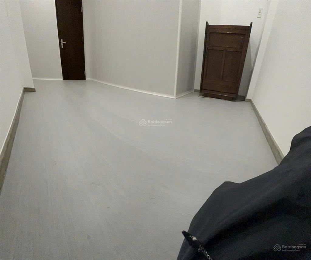 Nhà nc  đỗ tấn phong  4x10m nở hậu l  trệt lầu  3pn 2wc  13 triệu tl  gọi hằng 0906 656 ***