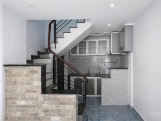 Nhà nc  vũ tùng  3x8m  1 trệt 3 lầu  3pn 3wc  8 triệu tl  gọi hằng 0906 656 *** xem nhà