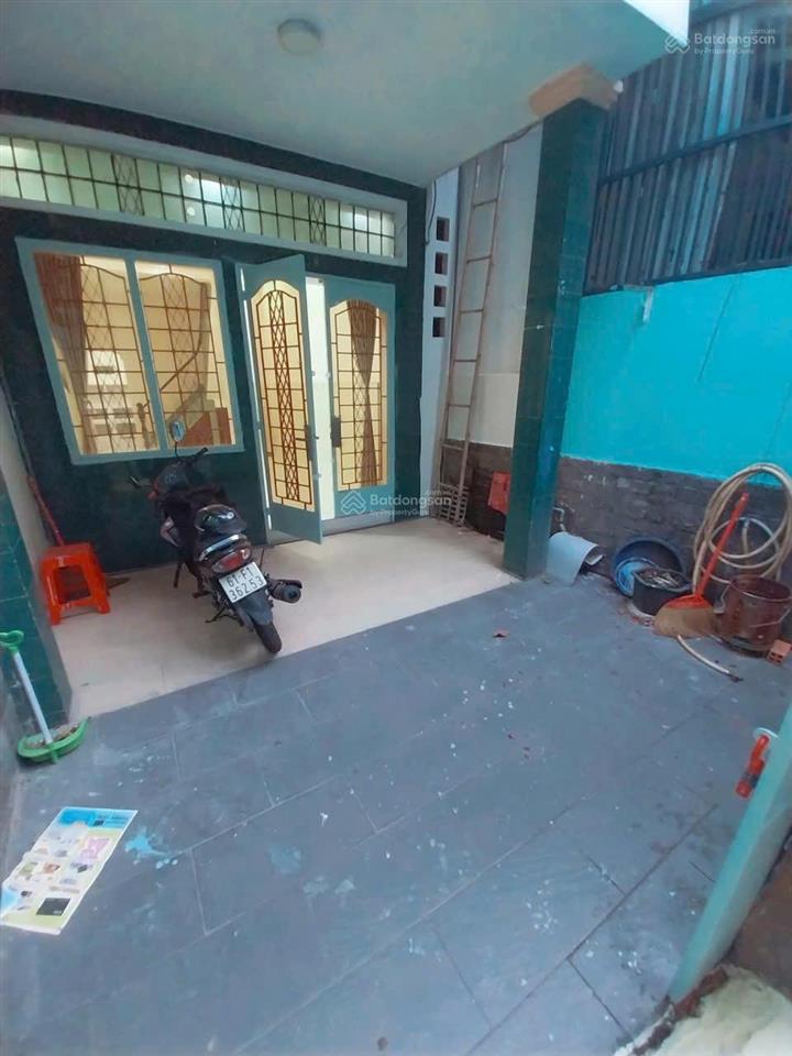 Nhà nc  nguyễn công hoan  4x15m  trệt lầu  2pn 2wc  12 triệu tl  xem nhà gọi hằng 0906 656 ***