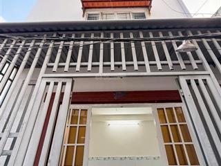 Nhà nc  trần khắc chân  6x4m  trệt 2 lầu có sân thượng chill chill  2pn 3wc  13 triệu có tl