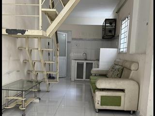 Nhà hxh  bạch đằng  9x3m  trệt lầu  2pn 1wc  10 triệu tl  hằng 0906 656 *** xem nhà