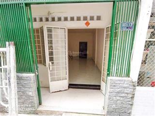 Nhà nc  cách mạng tháng tám  3,7x9m  trệt 2 lầu  2pn 2wc  12 triệu tl  gọi hằng 0906 656 ***