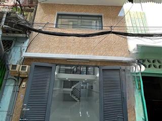 Nhà mới đẹp  hoà hảo  3x11m  trệt lửng lầu  2pn 2wc  13 triệu tl  hằng 0906 656 *** xem nhà