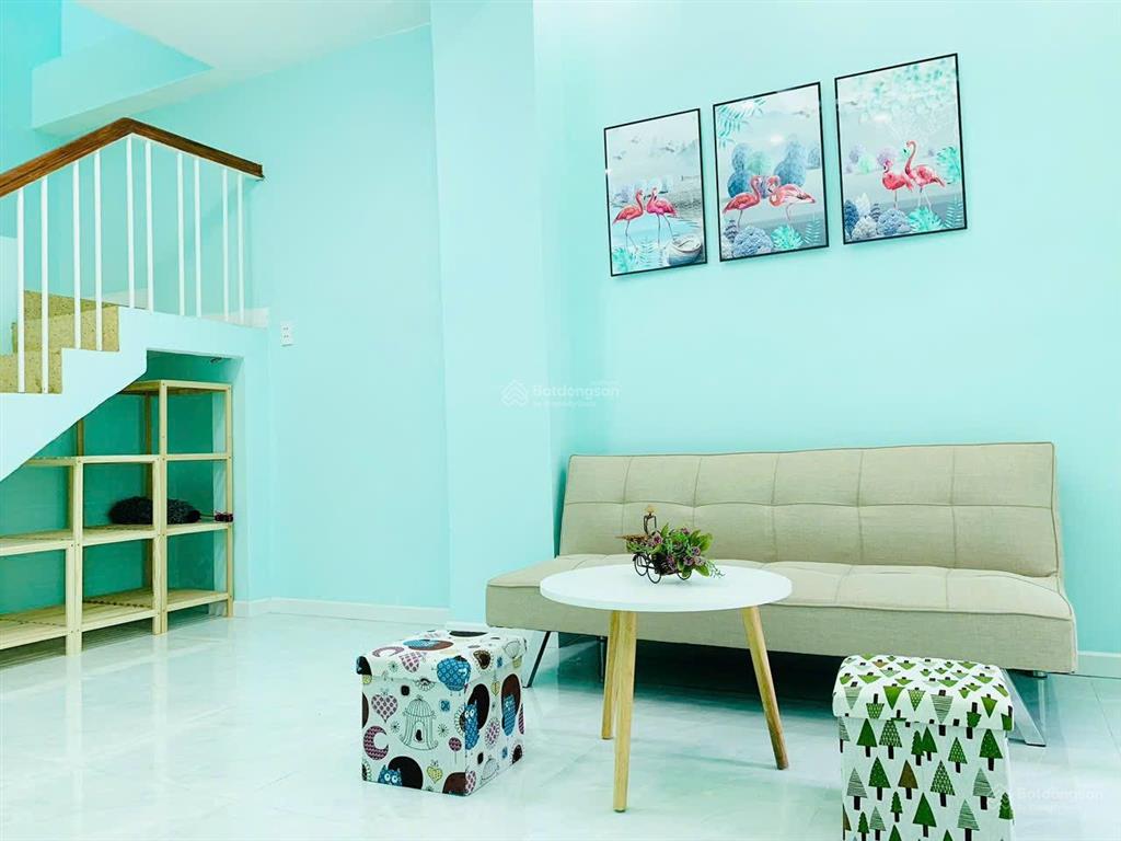 Nhà mới đẹp  cách mạng tháng tám  4x12m  trệt 2 lầu  3pn 2wc  15 triệu tl  hằng 0906 656 ***