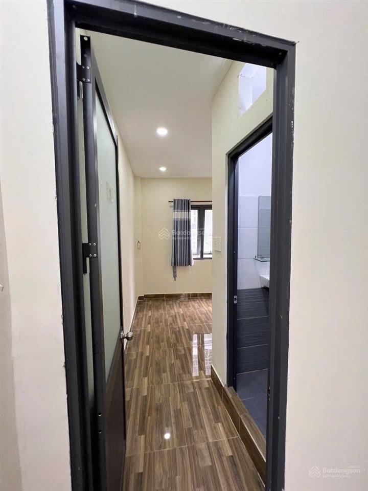 Nhà mới đẹp  phạm ngũ lão  3,2x7,5m  trệt 2 lầu có sân thượng chill  2pn 3wc  15 triệu tl