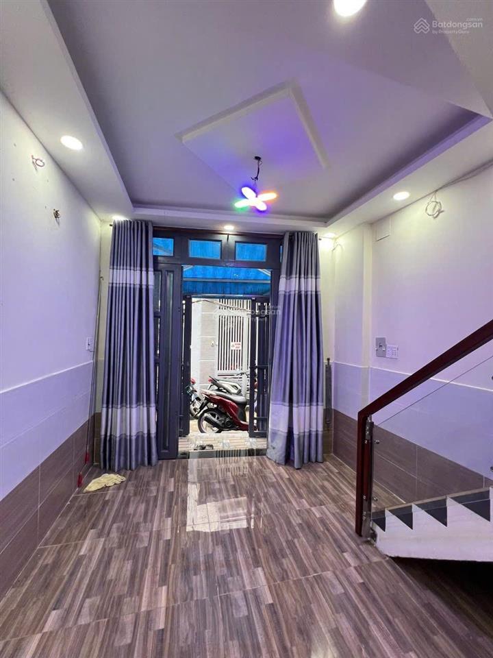 Nhà mới đẹp  phạm ngũ lão  3,2x7,5m  trệt 2 lầu có sân thượng chill  2pn 3wc  15 triệu tl