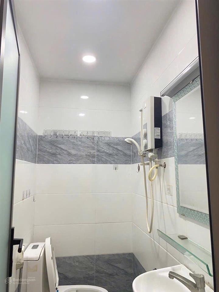 Nhà mới đẹp  nguyễn hữu cảnh  3x12m  trệt lầu  2pn 2wc  12,5tr tl  hằng 0906 656 *** xem nhà
