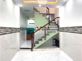 Nhà mới đẹp  nguyễn hữu cảnh  3x12m  trệt lầu  2pn 2wc  13 triệu tl  hằng 0906 656 *** xem nhà