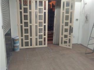 Nhà căn góc  hxh  hoàng hoa thám  4x12m  trệt 2 lầu  4pn 3wc  22 triệu tl  hằng 0906 656 ***