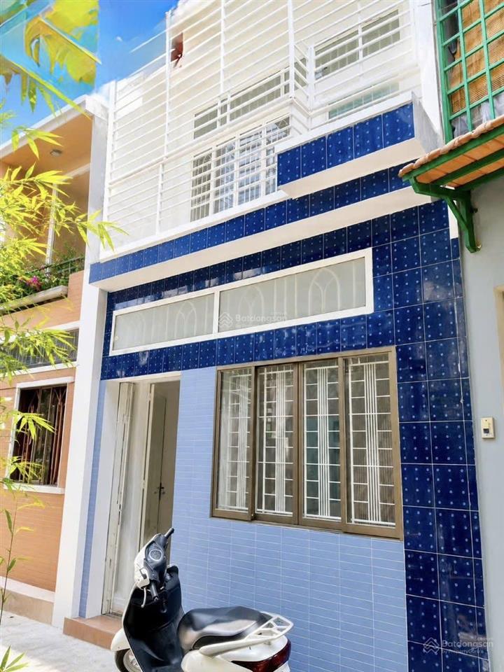 Nhà nc  nguyễn huy lượng  4x6m  1pn có ban công 2wc  9 triệu tl  hằng 0906 656 *** xem nhà ngay