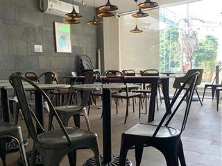 Nhà mặt tiền  nguyễn xí  5x20m  trệt 2 lầu  4pn 3wc  25 triệu tl  hằng 0906 656 *** xem nhà