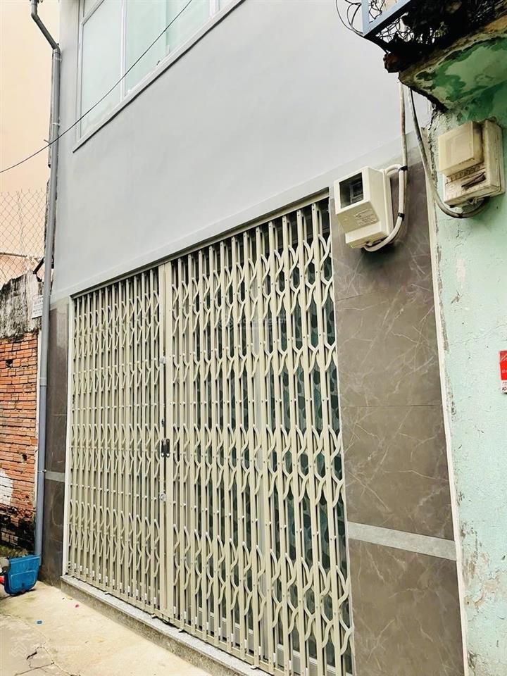 Nhà nc nhỏ xinh  mới sạch  chu văn an  4x4m  trệt gác  1pn 1wc  7 triệu tl  0906 656 ***