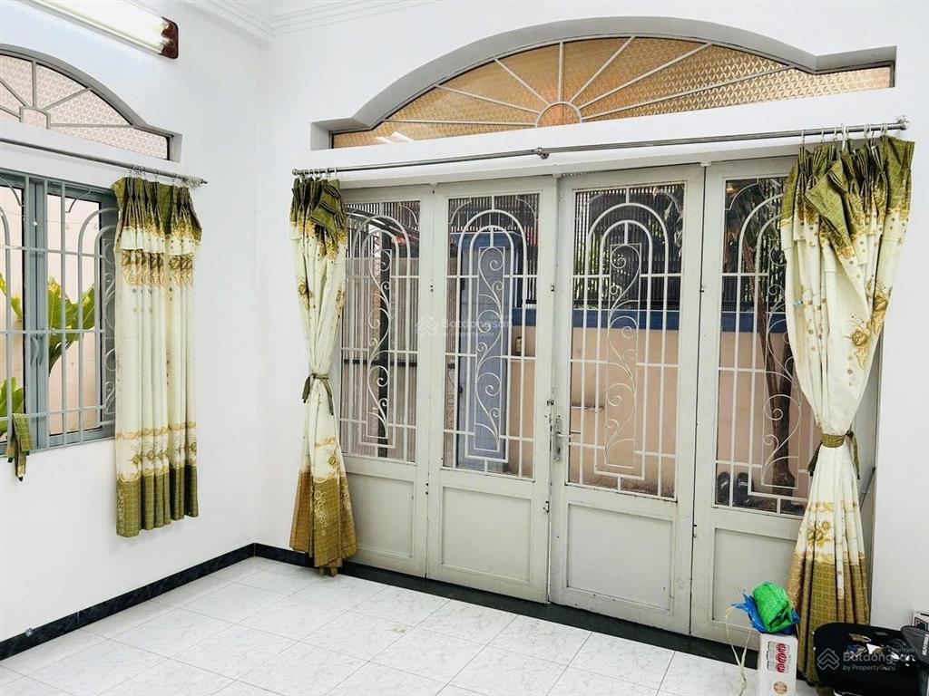 Nhà hxh  trần kế xương  7x15m  trệt lầu  2pn 2wc  23 triệu tl  xem ngay gọi hằng 0906 656 ***