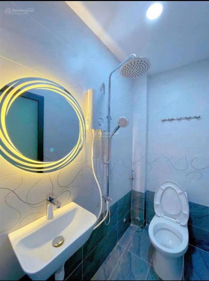Nhà mới đẹp  full nội thất  trần khắc chân  3x9m  trệt lầu  2pn 2wc  12 triệu tl  0906 656 ***