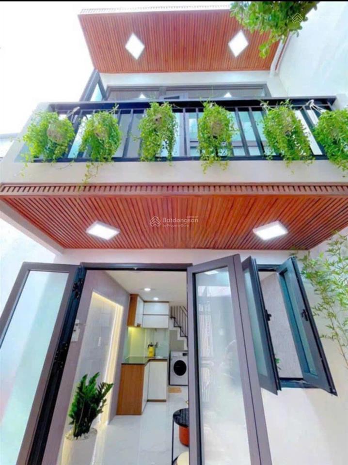 Nhà mới đẹp  full nội thất  trần khắc chân  3x9m  trệt lầu  2pn 2wc  12 triệu tl  0906 656 ***