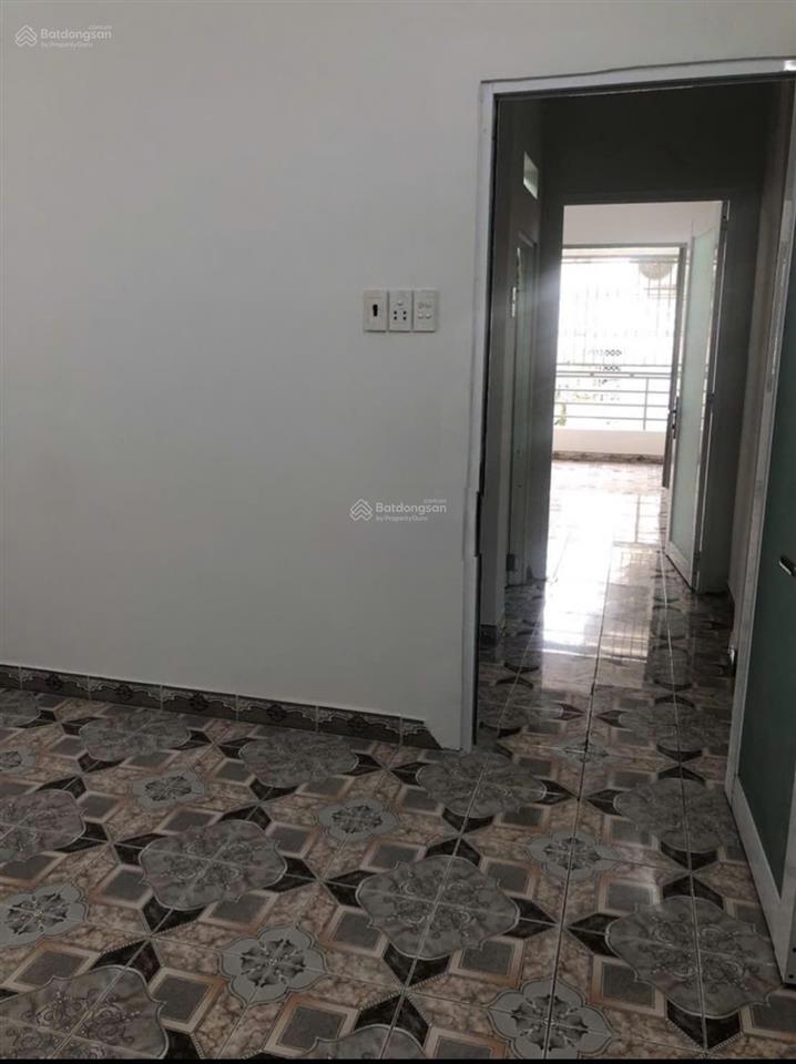 Nhà nc  bạch đằng  4x12m  trệt lầu  2pn 2wc  15 triệu tl  hằng 0906 656 *** xem nhà ngay