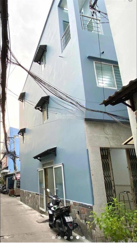 Nhà hxh thông  lê văn duyệt  2,6x11m  trệt 2 lầu  2pn 3wc  13 triệu tl  hằng 0906 656 ***