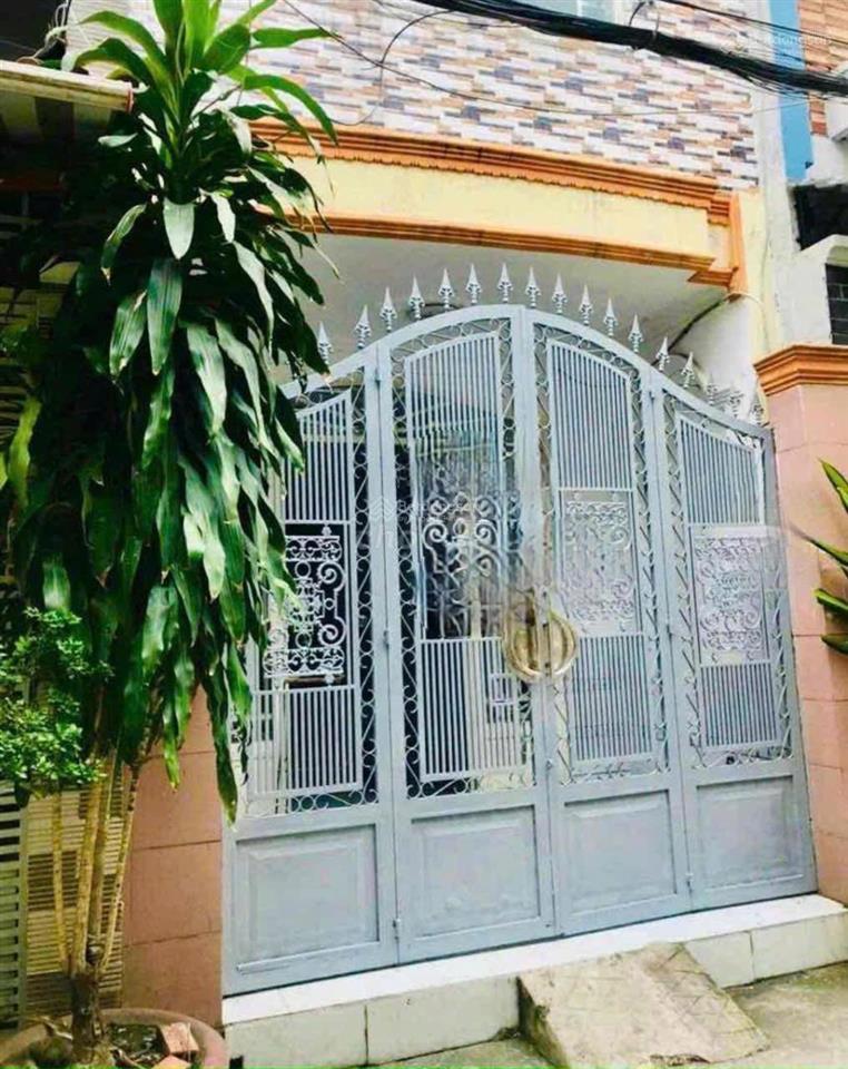 Nhà phan chu trinh  3,5x12m  trệt lầu  3pn 2wc  10 triệu tl  hằng 0906 656 *** xem nhà