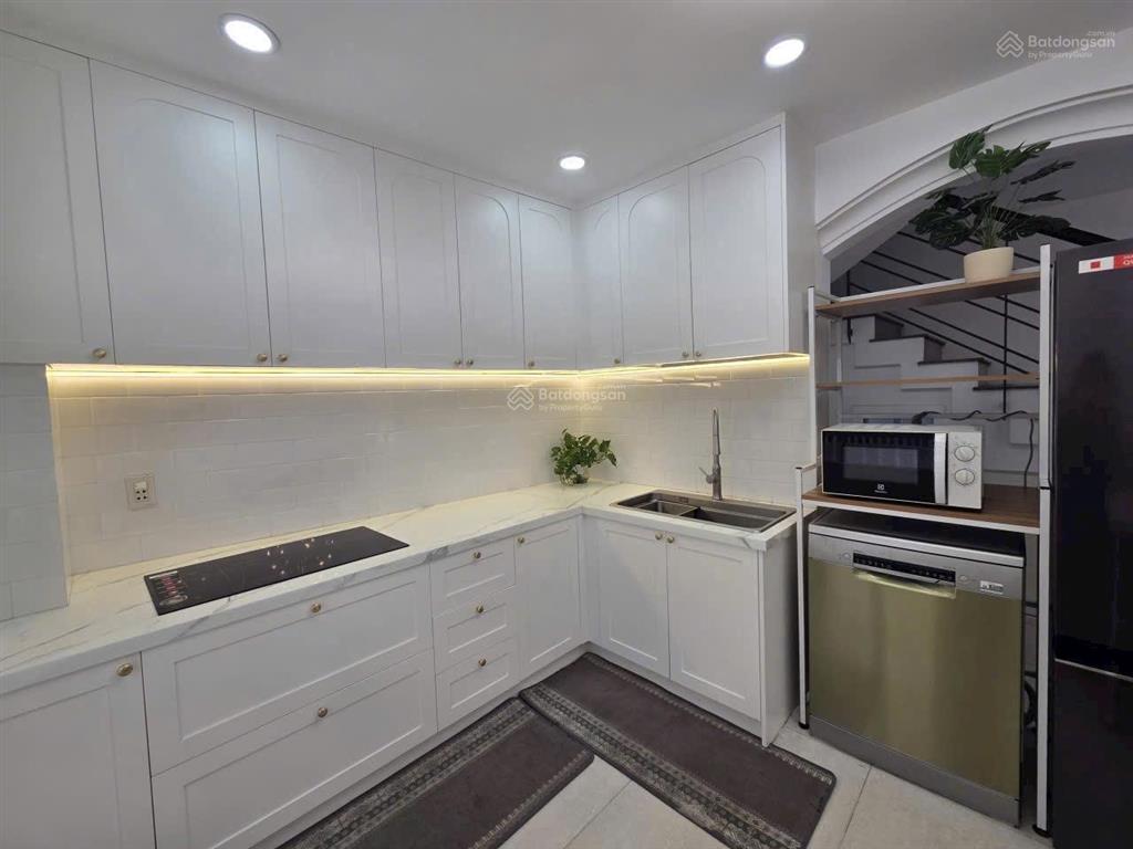 Nhà hxt  full nội thất  điện biên phủ  6x7m  trệt 3 lầu sân thượng  4pn 4wc  29 triệu tl