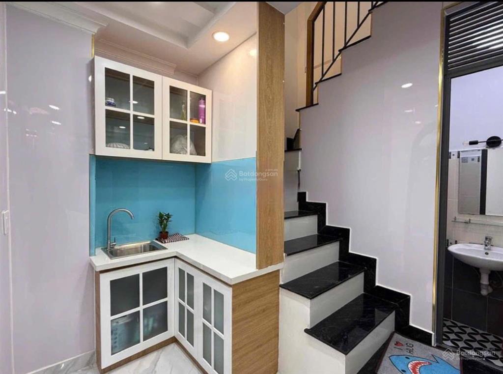 Nhà mới đẹp  full nội thất  phan văn trị  3,5x6,5m  trệt 2 lầu sân thượng  2pn 3wc  13tr tl