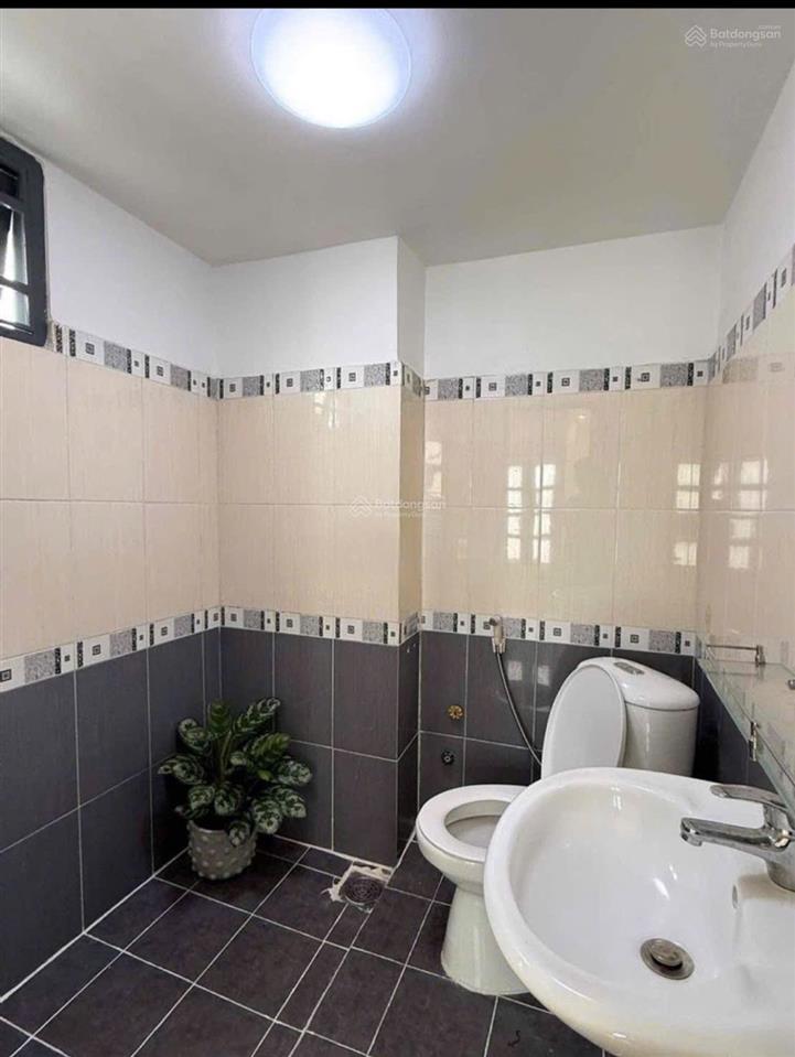 Nhà mới đẹp  full nội thất  phan văn trị  3,5x6,5m  trệt 2 lầu sân thượng  2pn 3wc  13tr tl