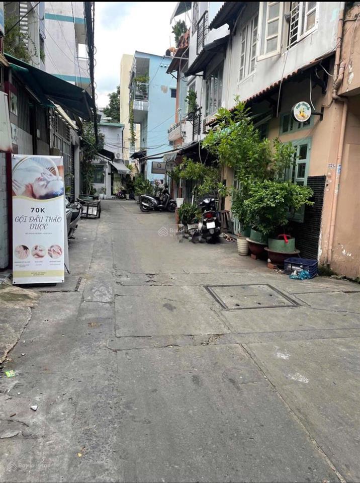 Nhà hxh  lê văn duyệt  3,6x18m  trệt lầu  3pn 1wc  13 triệu tl  hằng 0906 656 *** xem nhà
