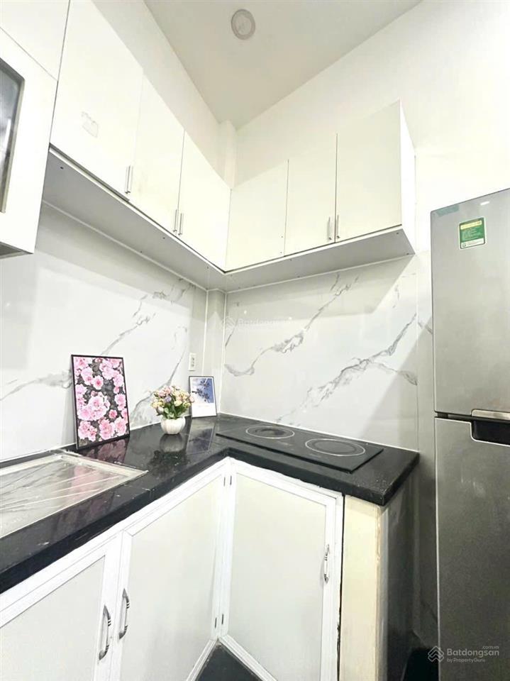 Nhà hxh mới đẹp  full nội thất  nguyễn xí  4x8m  trệt 3 lầu sân thượng  3pn 4wc  18 triệu tl