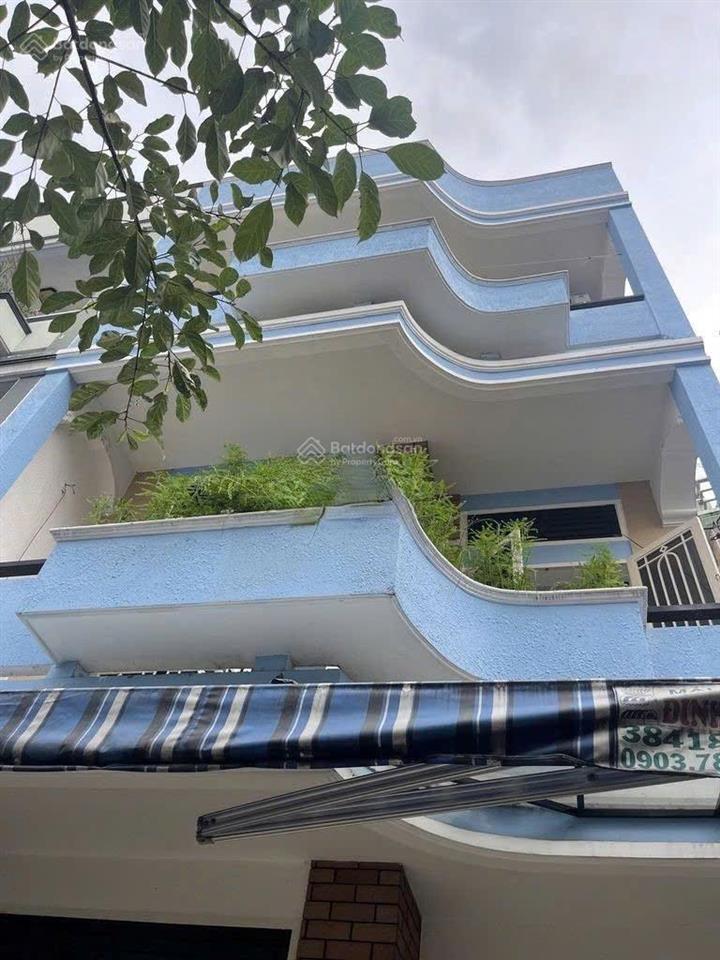 Nhà hxh  nơ trang long  5x16m  3pn 2wc  có sân thượng  16,5 triệu tl  gọi hằng 0906 656 ***