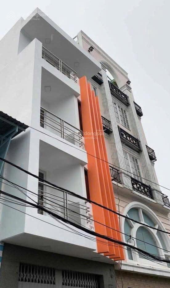 Nhà mới sạch  hxh  nơ trang long  4x9m  trệt 3 lầu  3pn 3wc  15,5 triệu tl  hằng 0906 656 ***