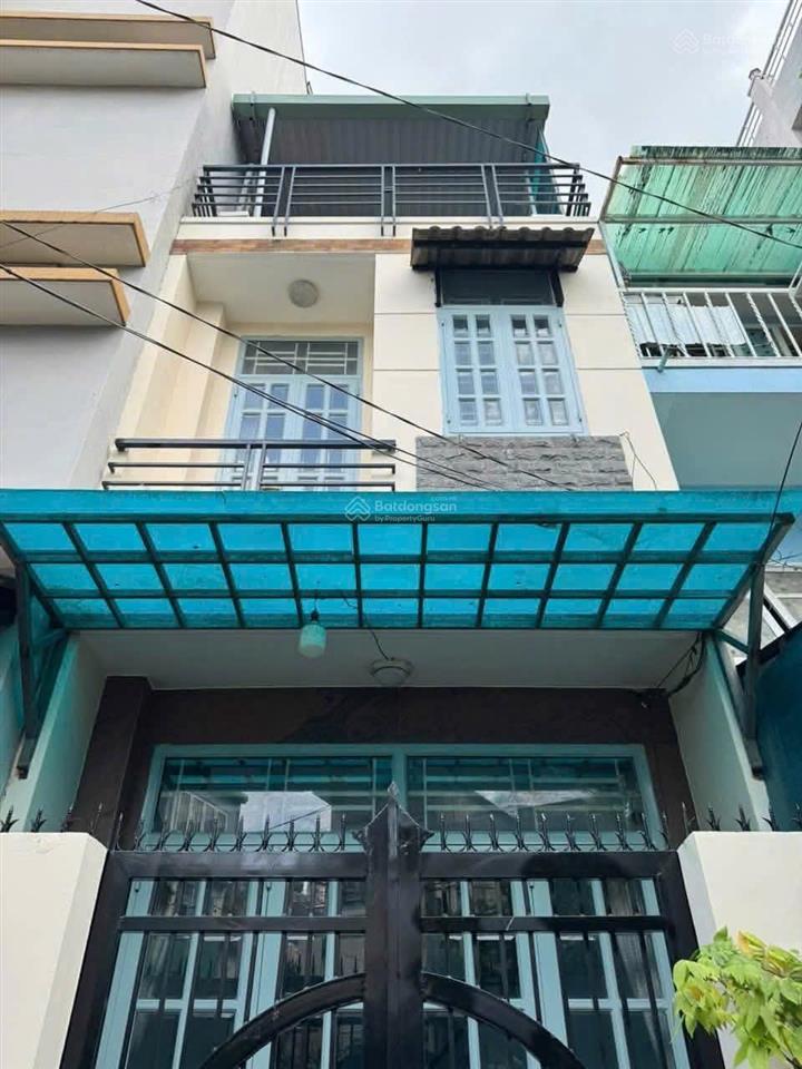 Nhà nc  phan văn trị  3,2x11m  trệt 2 lầu  2pn 2wc  11 triệu/th tl  hằng 0906 656 *** xem nhà