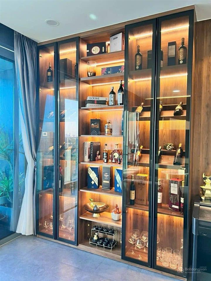 Bán căn hộ 2 pn view hoa hậu tại sunwah pearl hotline 0888 998 ***