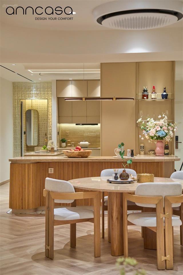 Bán riverside residence, block c, lầu cao  view trực diện sông. nhà mới 100% nội thất siêu xịn sò
