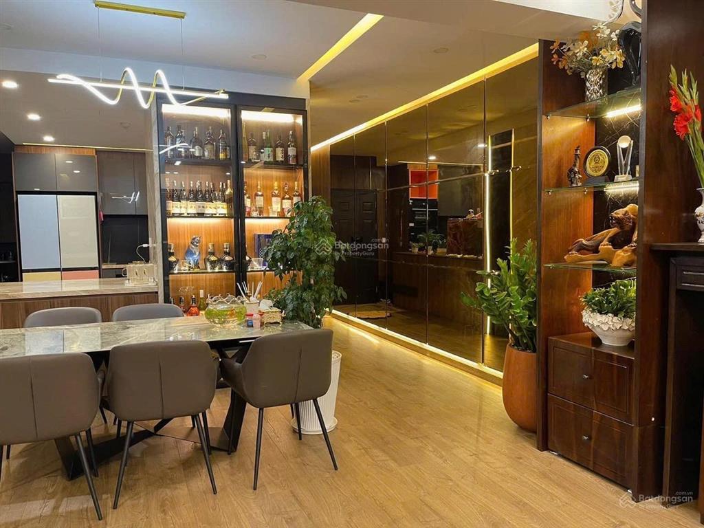 Bán riverside residence, block c, lầu cao  view trực diện sông. tốt nhất thị trường 16.8 tỷ