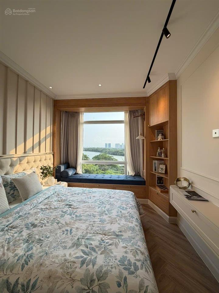 Chính chủ bán ch riverside residence mới 100% quận 7, 130m2 3pn2wc căn góc view sông giá 17.6 tỷ