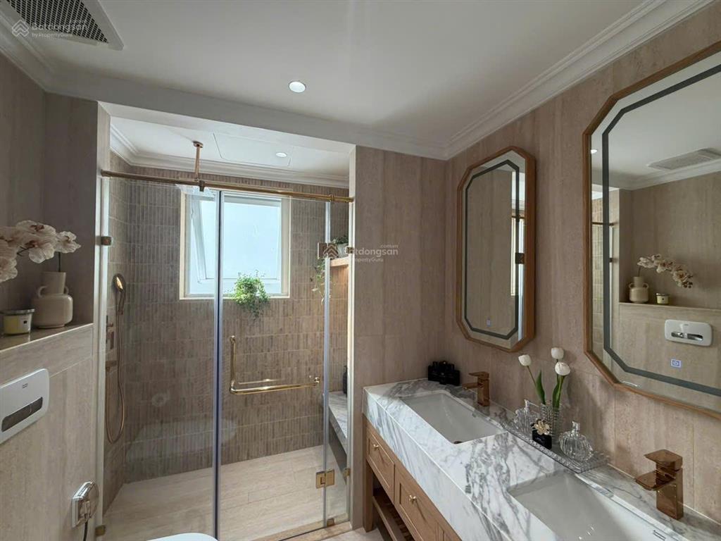 Chính chủ bán ch riverside residence mới 100% quận 7, 130m2 3pn2wc căn góc view sông giá 17.6 tỷ