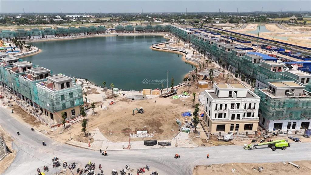 Mua trực tiếp cđt biệt thự hồ thiên nga vinhomes tây ninh. giá gốc, 0đ phí dịch vụ, bao chọn căn