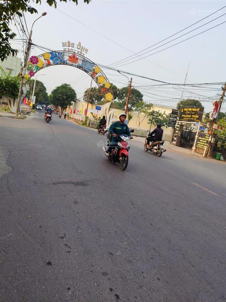 Cần bán lô đất mặt tiền đường quảng xương, gần chợ, tthc hoà vang