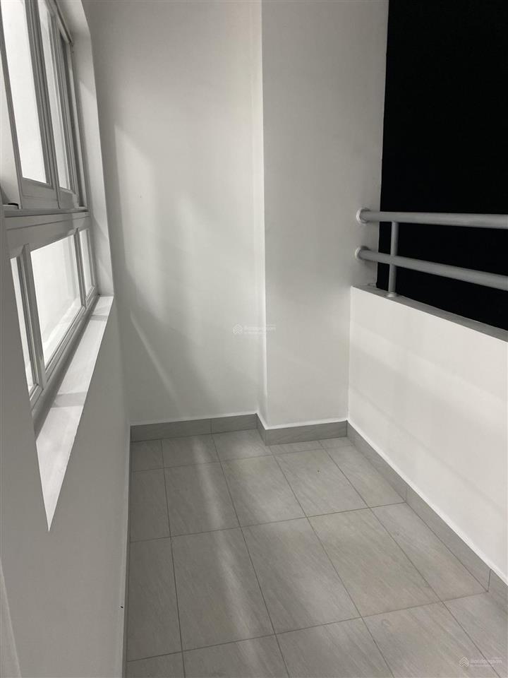 (chính chủ) căn hộ 86m2 mới 100%  conic, gần bigc go an lạc, có nội thất. 7.5tr