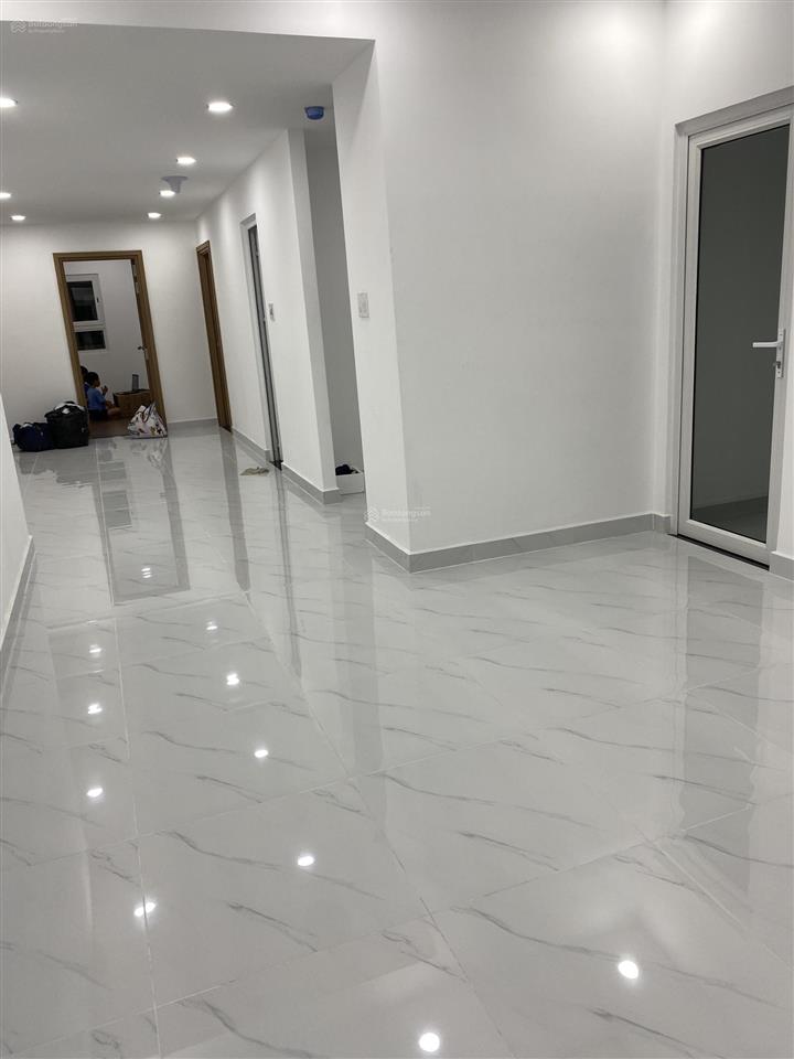 (chính chủ) căn hộ 86m2 mới 100%  conic, gần bigc go an lạc, có nội thất. 7.5tr
