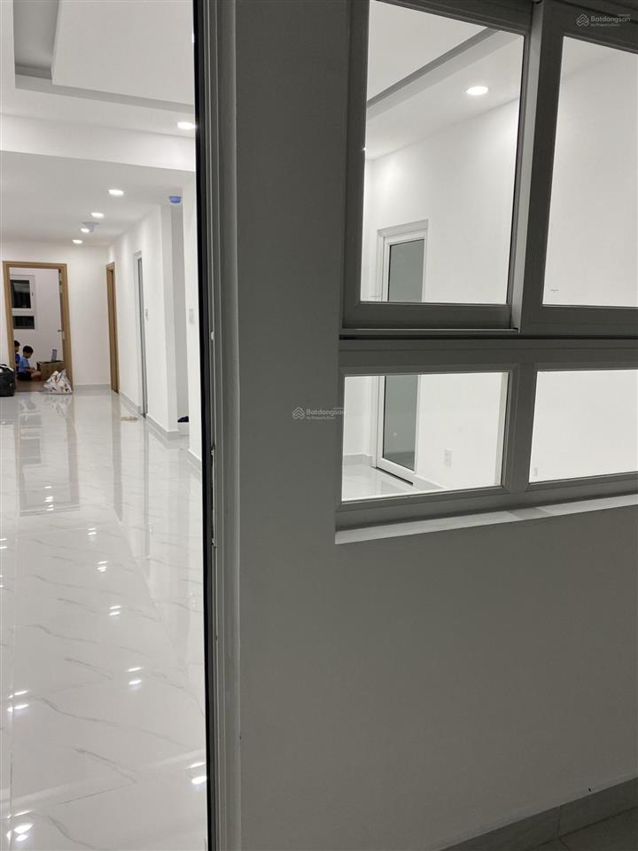 (chính chủ) căn hộ 86m2 mới 100%  conic, gần bigc go an lạc, có nội thất. 7.5tr