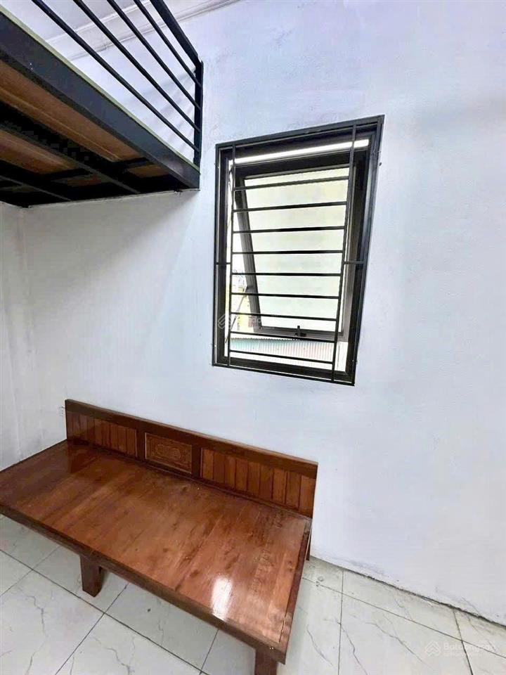 Cho thuê phòng trọ 25m² khép kín tại ngõ 85 xuân thuỷ, đối diện học viện báo chí, sư phạm hà nội