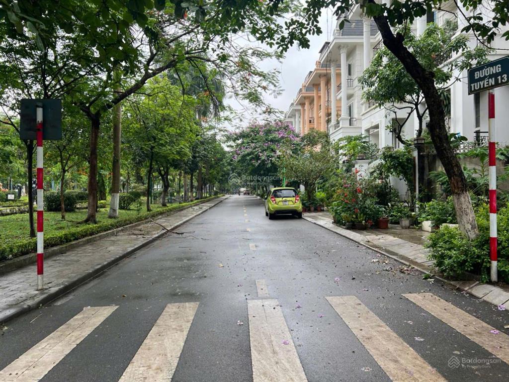 Bán biệt thự 235m2 tại khu đô thị lideco ( kđt bắc 32)  giá 106tr/m2